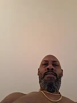 Snapshot of Rizzle9800 chatting on 12/17/25, 04:51 Rizzle9800 online show from 12/17/25, 04:51