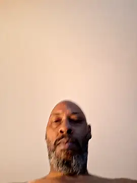 Snapshot of Rizzle9800 chatting on 12/20/25, 12:12 Rizzle9800 online show from 12/20/25, 12:12