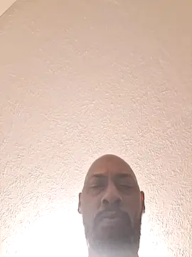 Snapshot of Rizzle9800 chatting on 03/22/26, 06:39 Rizzle9800 online show from 03/22/26, 06:39