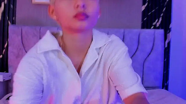 tefi meow  online show from 05/30/26, 03:42