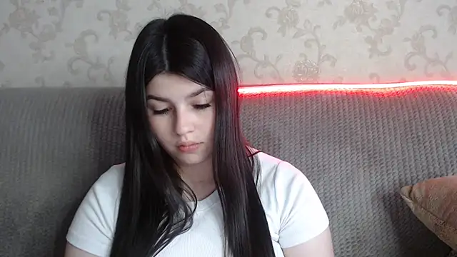 KisaModel online show from 05/16/26, 10:58