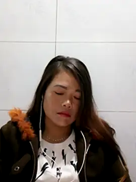 yana-zz online show from 12/13/25, 07:53