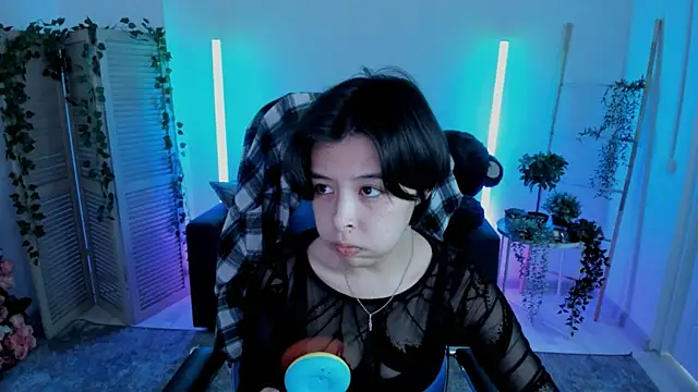 Snapshot of SirenMystiq chatting on 07/16/26, 10:21 SirenMystiq online show from 07/16/26, 10:21
