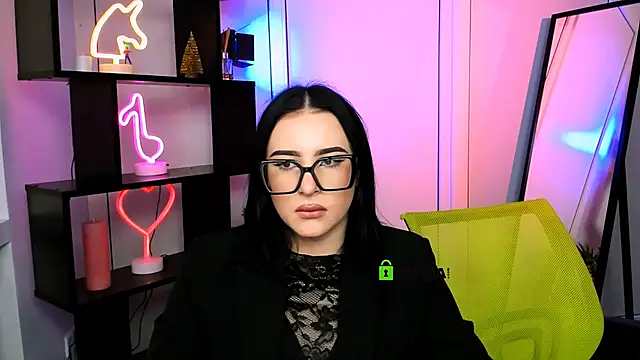 Snapshot of alia_skay chatting on 12/19/25, 12:34 alia skay online show from 12/19/25, 12:34