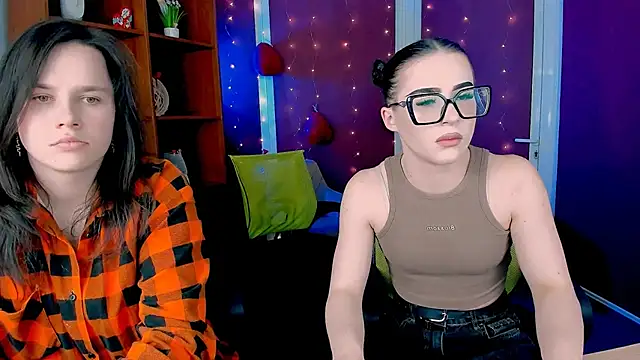 Snapshot of alia_skay chatting on 02/18/26, 07:43 alia skay online show from 02/18/26, 07:43