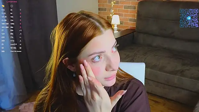 VelvetZephra online show from 04/14/26, 03:07