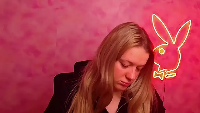 Snapshot of Samantha_Gloww chatting on 12/15/25, 07:12 Samantha Gloww online show from 12/15/25, 07:12