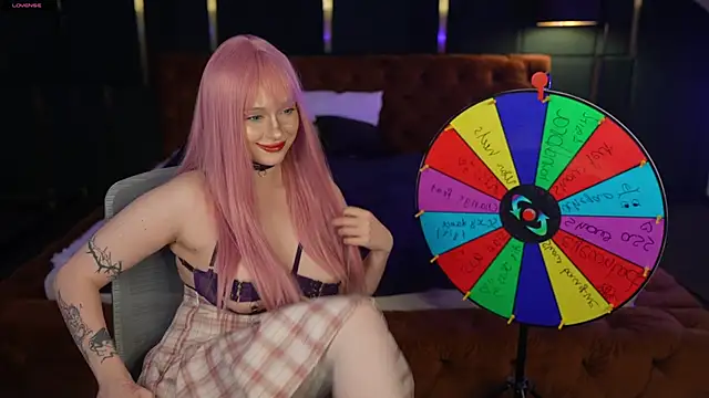 Snapshot of Rina_Pretty chatting on 12/14/25, 03:28 Rina Pretty online show from 12/14/25, 03:28