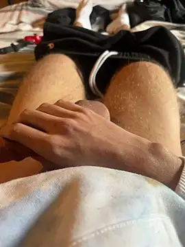 YoungVibe online show from 03/25/26, 01:50