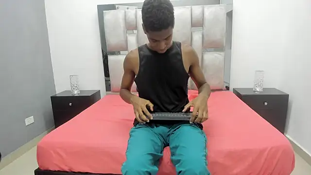 khris  evans online show from 04/10/26, 11:26