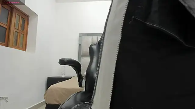 khris  evans online show from 04/15/26, 11:17