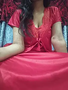 Snapshot of Rose1728 chatting on 02/13/26, 08:27 Rose1728 online show from 02/13/26, 08:27