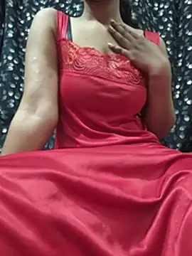 Snapshot of Rose1728 chatting on 03/02/26, 07:54 Rose1728 online show from 03/02/26, 07:54