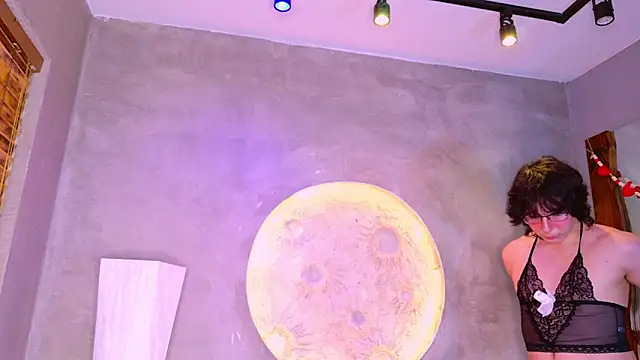 Shelly bat online show from 03/09/26, 10:14