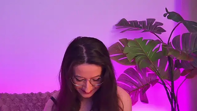 TheaMalekoo online show from 03/19/26, 08:07