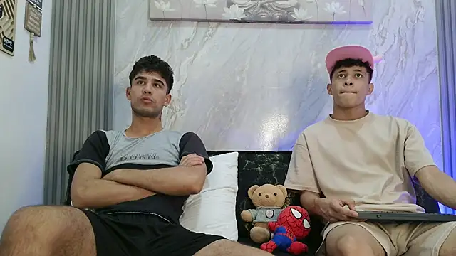 YOUNG GUYS1 online show from 05/14/26, 07:26