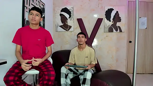 HORNY PRETTY online show from 04/01/26, 07:11