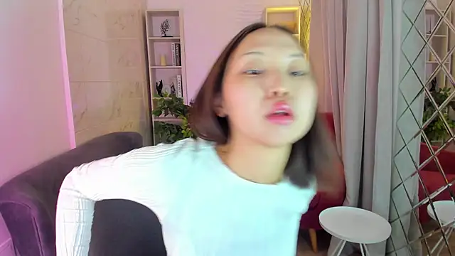 Snapshot of AngellaSoftt chatting on 12/15/25, 01:48 AngellaSoftt online show from 12/15/25, 01:48