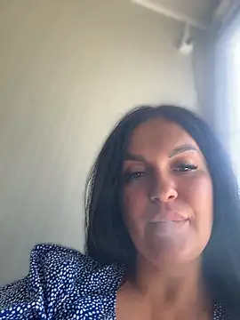 Snapshot of MeganBlueq chatting on 06/19/26, 01:04 MeganBlueq online show from 06/19/26, 01:04