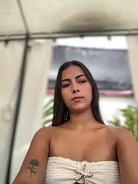 Valeria-escobar online show from 03/18/26, 02:09