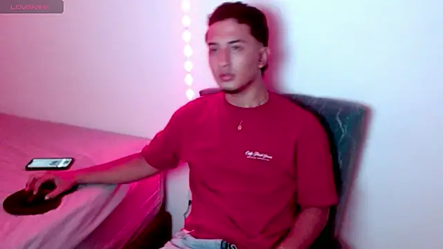 kyro estrada online show from 04/01/26, 12:11