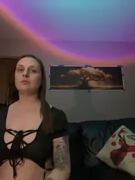 kingNQueen1211 online show from 05/10/26, 08:41