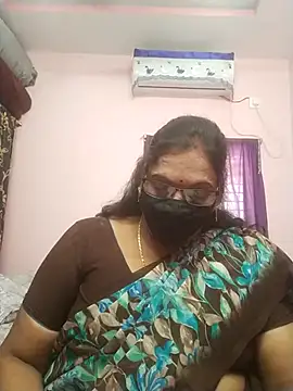 Snapshot of sarala_telugu chatting on 07/01/26, 05:31 sarala telugu online show from 07/01/26, 05:31