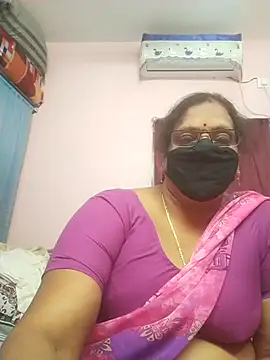 Snapshot of sarala_telugu chatting on 07/28/26, 06:20 sarala telugu online show from 07/28/26, 06:20
