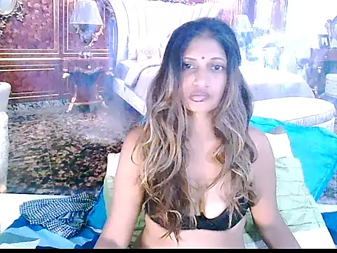 IndianHunnie69 online show from 12/15/25, 05:44