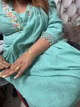 butterflyslay online show from 04/09/26, 06:19