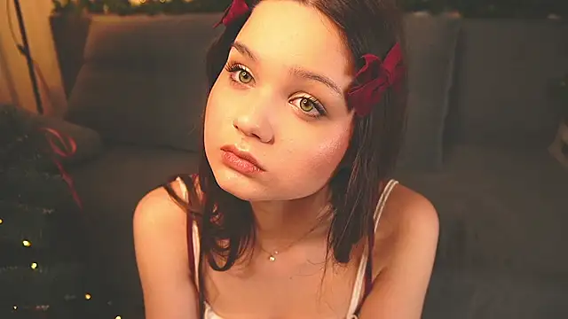 Snapshot of natur_ella chatting on 01/05/26, 05:27 natur ella online show from 01/05/26, 05:27