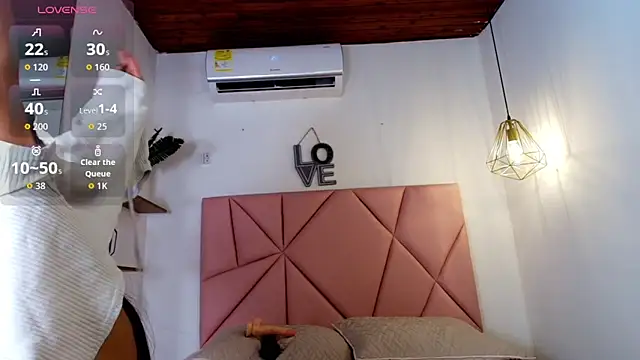 emily burton18 online show from 03/07/26, 12:13