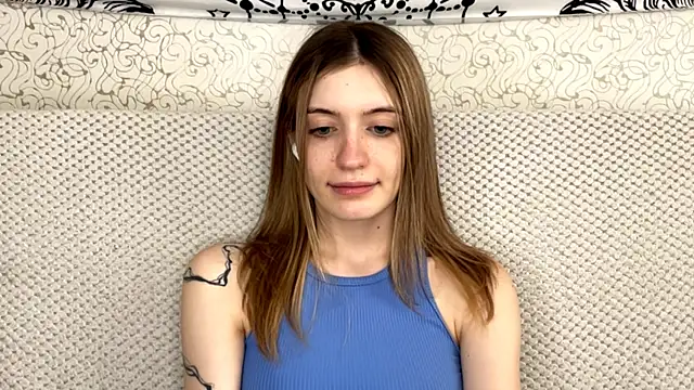 Shining Robi online show from 04/19/26, 08:13