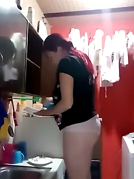 Annelis1 online show from 12/16/25, 05:51