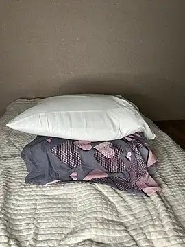 HelloAsh123 online show from 02/01/26, 06:50