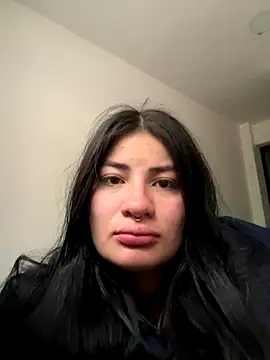 Snapshot of Lunaclarx chatting on 12/16/25, 12:10 Lunaclarx online show from 12/16/25, 12:10