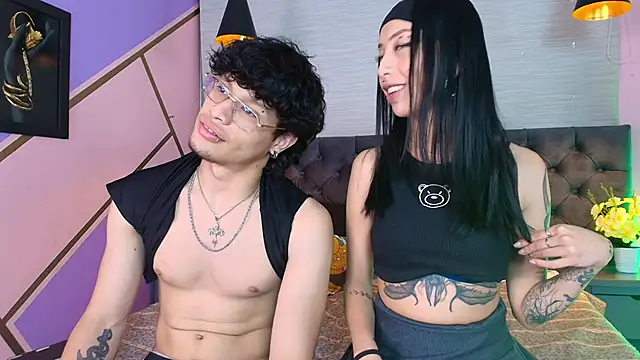 Snapshot of FuryDark_ chatting on 12/16/25, 01:38 FuryDark online show from 12/16/25, 01:38