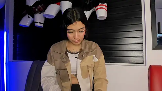 MiaFox 03 online show from 02/06/26, 02:09