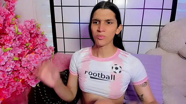 Snapshot of Bianca_baldwin_ chatting on 07/12/26, 09:39 Bianca baldwin online show from 07/12/26, 09:39