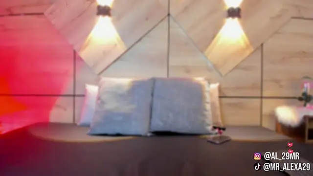 sussan fox  online show from 03/10/26, 07:52