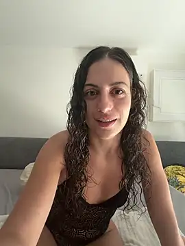 CoquineCharmeuse online show from 06/02/26, 01:13