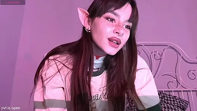 xx lily online show from 12/16/25, 10:59