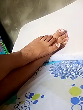 Aleinad16 online show from 12/18/25, 08:37