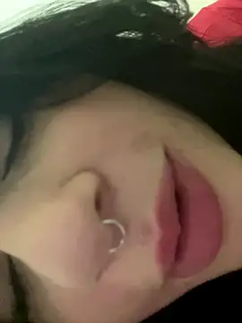 Snapshot of pudizinhaa_ chatting on 12/18/25, 05:13 pudizinhaa online show from 12/18/25, 05:13