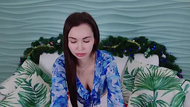 Snapshot of SunshineSonya chatting on 12/18/25, 05:24 SunshineSonya online show from 12/18/25, 05:24