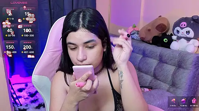 bonnieTaylor1 online show from 04/13/26, 03:45