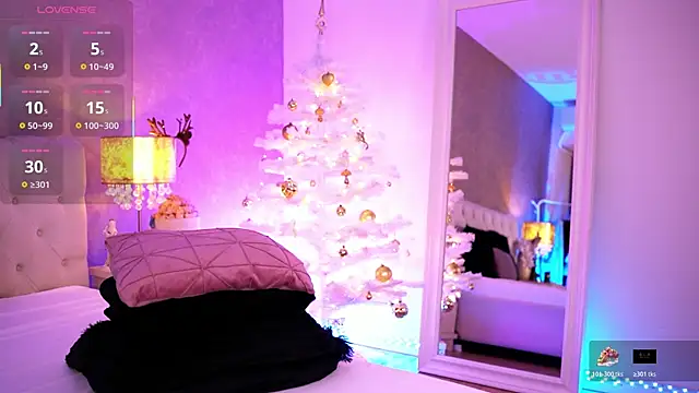 DahliaMoonfire online show from 12/14/25, 06:45