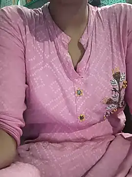 teena-11 online show from 04/19/26, 12:48