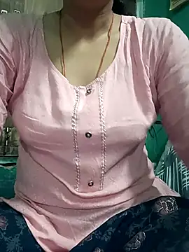 Snapshot of teena-11 chatting on 06/06/26, 12:05 teena-11 online show from 06/06/26, 12:05