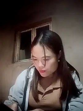 Snapshot of Salaal08 chatting on 12/15/25, 02:10 Salaal08 online show from 12/15/25, 02:10